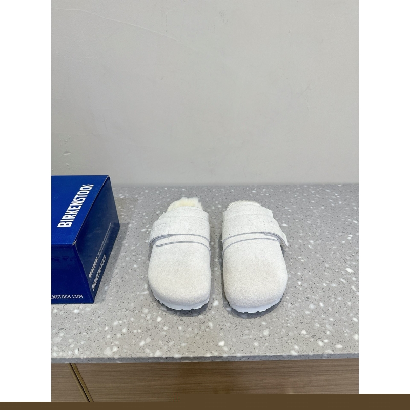 Other Slippers